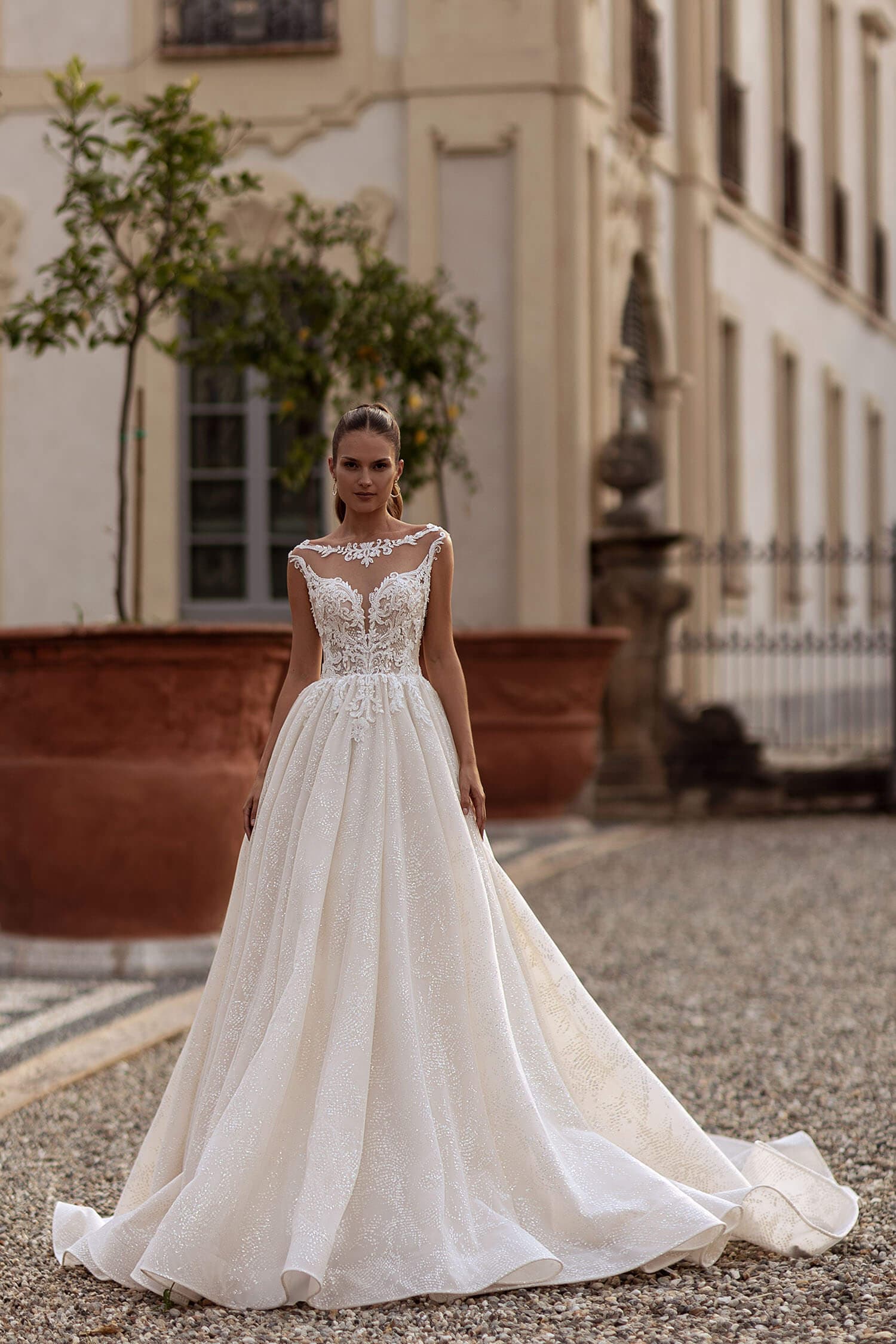 Main wedding dress