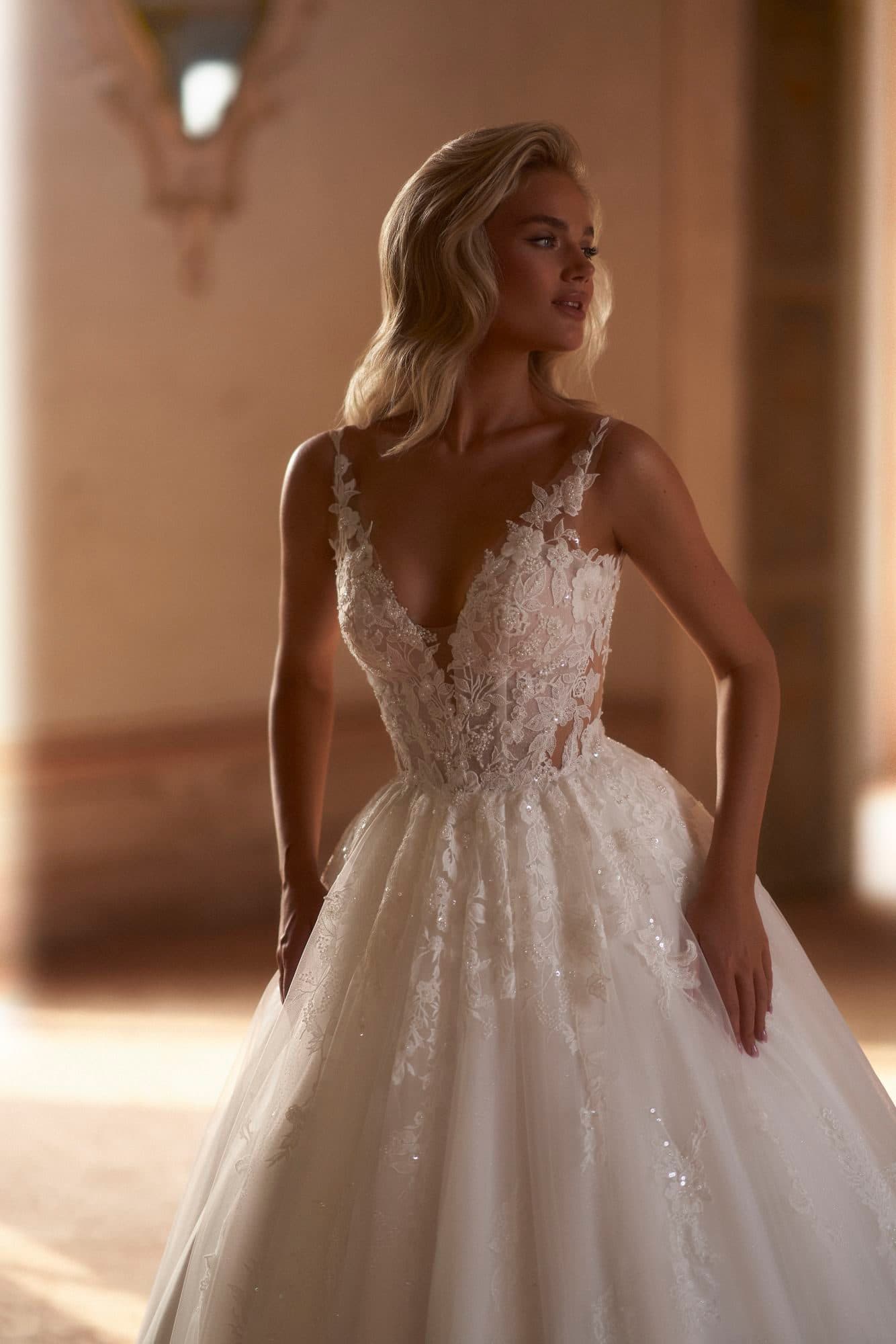 Main wedding dress