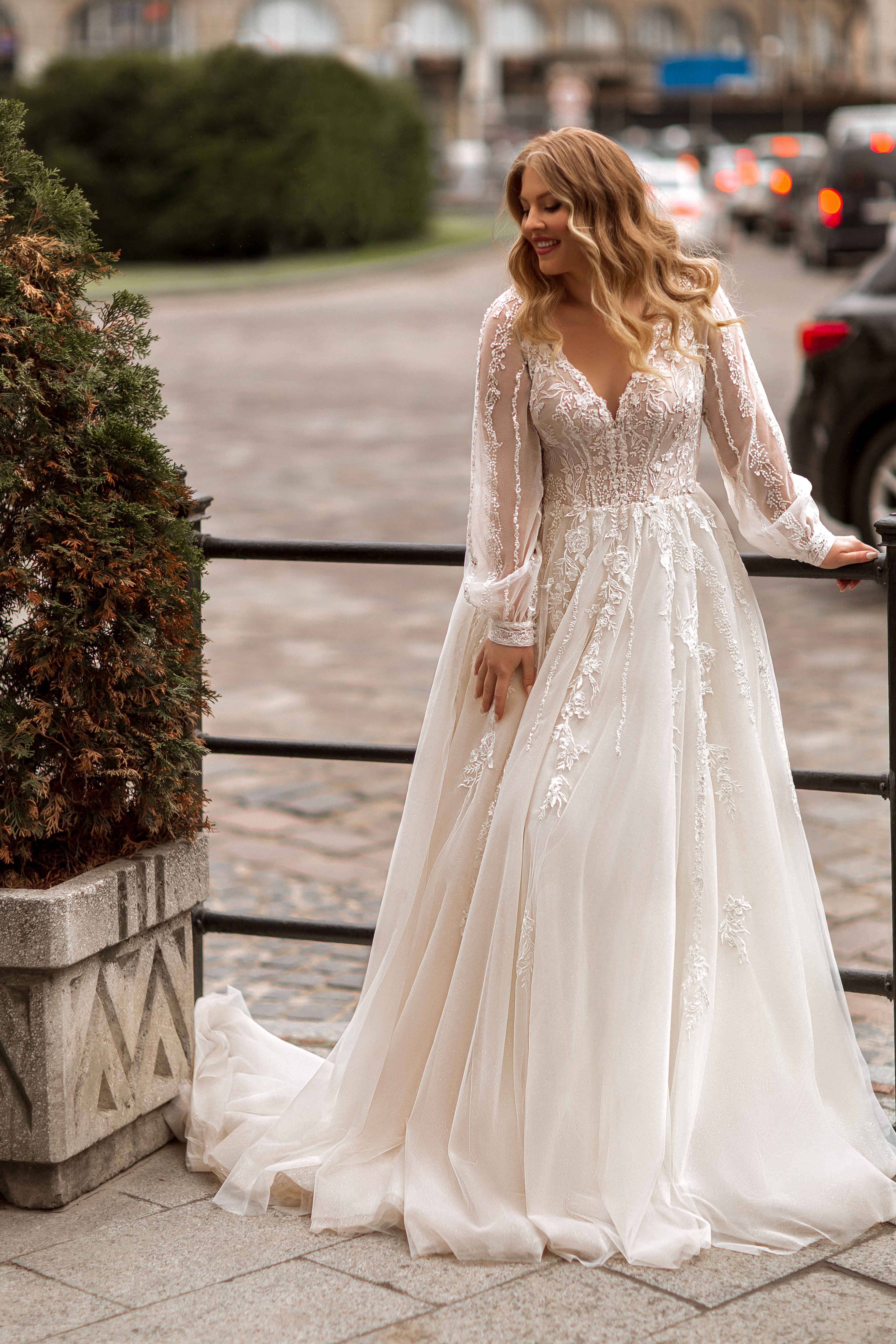 Main wedding dress