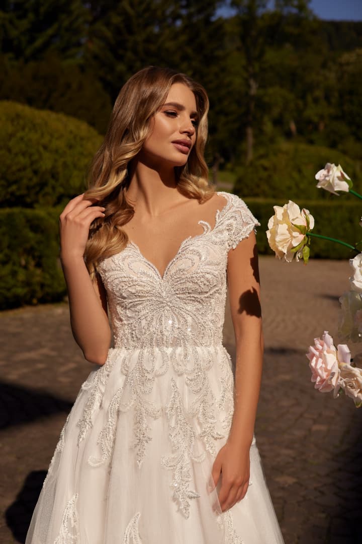 Main wedding dress