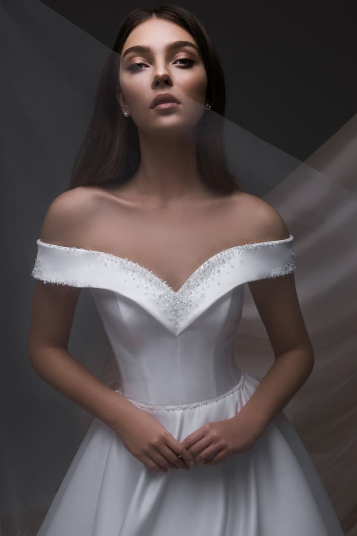 Wedding dress thumbnail 2